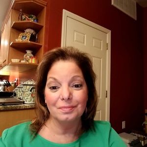 Meet your Posher, Robyn